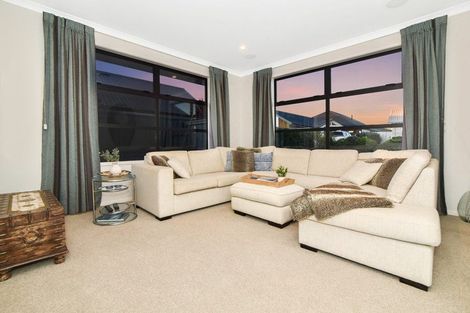 Photo of property in 9 Senecio Way, Papamoa Beach, Papamoa, 3118