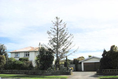 Photo of property in 12 Cambridge Street, Gonville, Whanganui, 4501