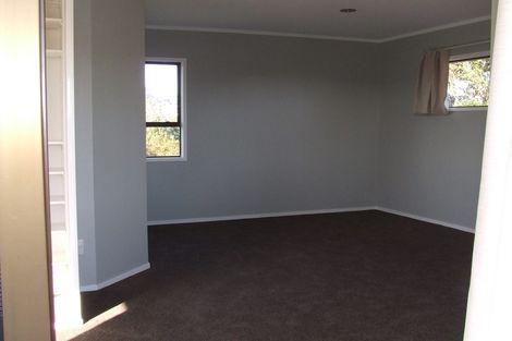 Photo of property in 2 Malters Place, Browns Bay, Auckland, 0630