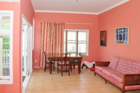 Photo of property in 40 Montgomery Avenue, Belmont, Auckland, 0622