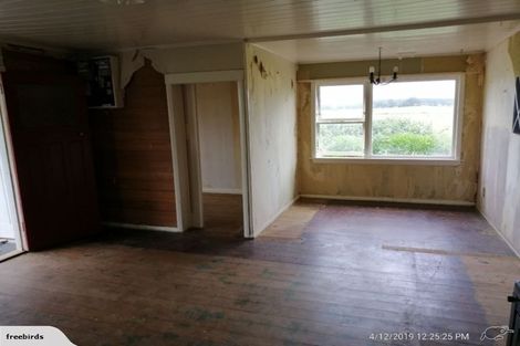 Photo of property in 48 Nuku Street, Tangimoana, 4822