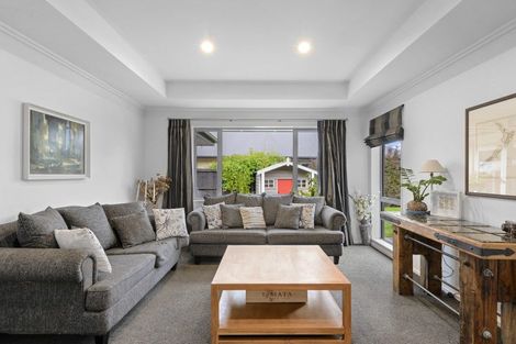 Photo of property in 25 Holbrook Way, Westmorland, Christchurch, 8025