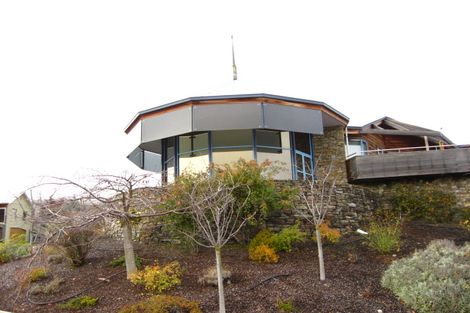 Photo of property in 60-62 Cotter Avenue, Arrowtown, 9302