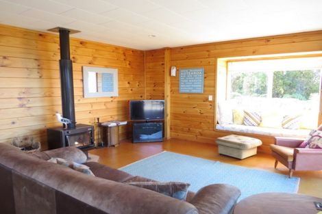 Photo of property in 473e Tuateawa Road, Tuateawa, Coromandel, 3583