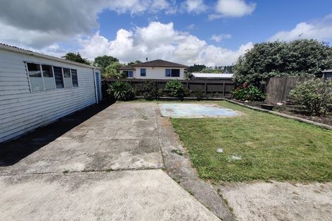 Photo of property in 18 Lipton Grove, Opaheke, Papakura, 2113