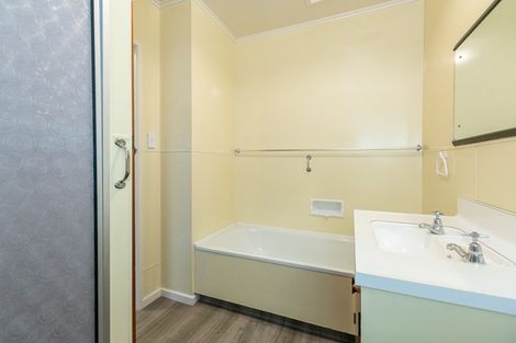 Photo of property in 52a Puketapu Road, Taradale, Napier, 4112