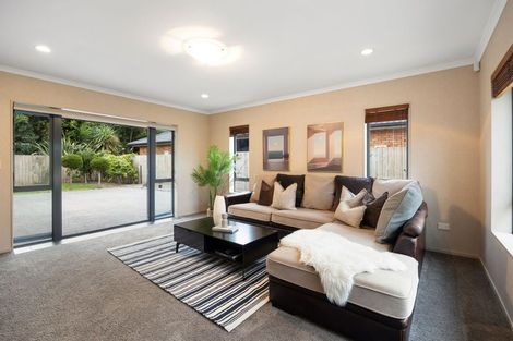 Photo of property in 35 Milbrook Place, Chartwell, Hamilton, 3210