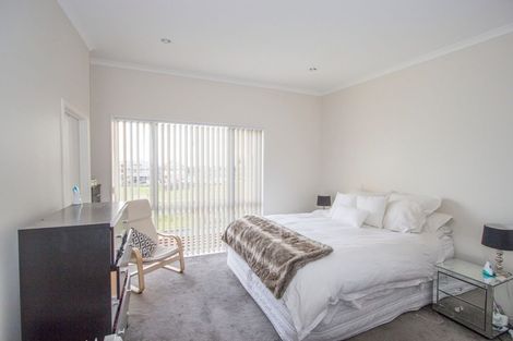 Photo of property in 17 Hakawai Avenue, Takanini, 2112