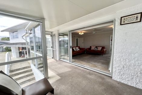 Photo of property in 32 Kildare Drive, Waikiwi, Invercargill, 9810