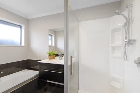 Photo of property in 6 Dundee Close, Darfield, 7510