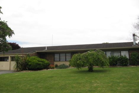 Photo of property in 4 Jessika Place, Conifer Grove, Takanini, 2112
