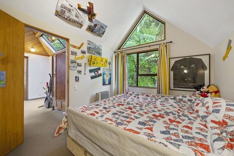 Photo of property in 2a Waitohu Road, York Bay, Lower Hutt, 5013