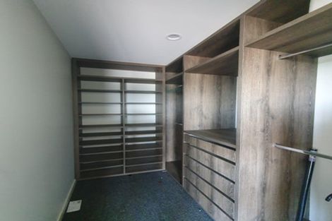 Photo of property in 1 Mataki Way, Glen Eden, Auckland, 0602