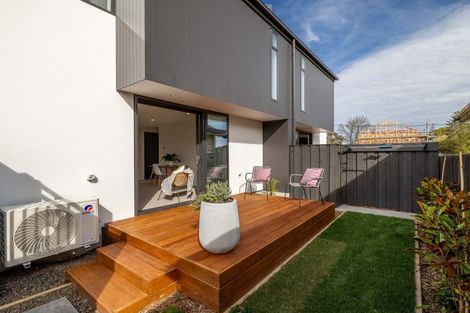 Photo of property in 2/33 Wyon Street, Linwood, Christchurch, 8062