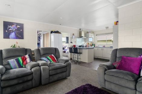 Photo of property in 7 Tapsell Road, Fairy Springs, Rotorua, 3015