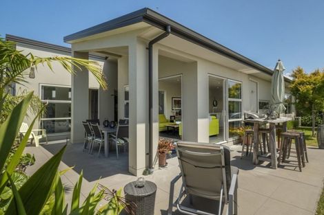 Photo of property in 20 Saint Pauls Drive, Brookfield, Tauranga, 3110