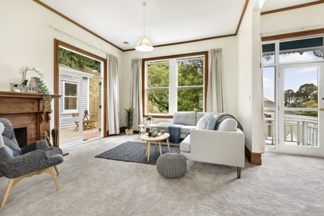 Photo of property in 60 Glenmore Street, Northland, Wellington, 6012