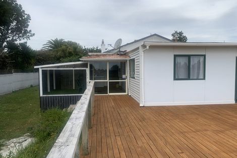 Photo of property in 9 Fitzgerald Road, Drury, 2113