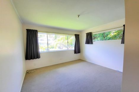 Photo of property in 73 Ayton Drive, Totara Vale, Auckland, 0629