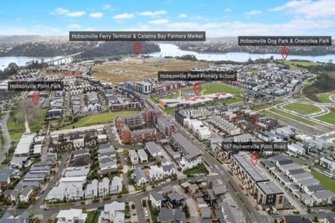 Photo of property in 1/165 Hobsonville Point Road, Hobsonville, Auckland, 0616