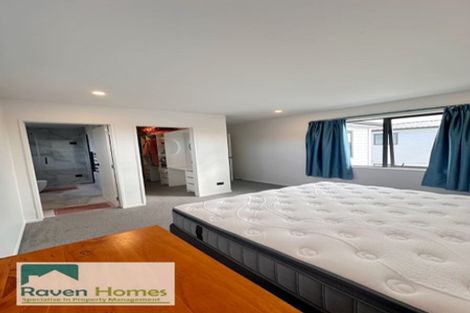 Photo of property in 49d Royal View Road, Te Atatu South, Auckland, 0610