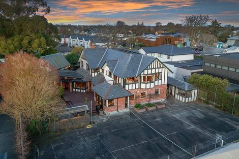 Photo of property in 283 Papanui Road, Merivale, Christchurch, 8052