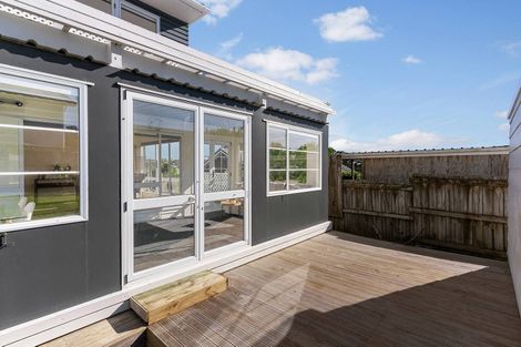 Photo of property in 141 Pah Road, Cockle Bay, Auckland, 2014