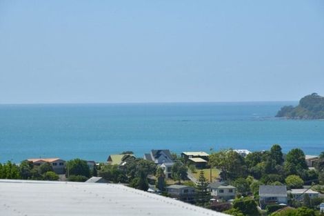 Photo of property in 37 Elliston Crescent, Stanmore Bay, Whangaparaoa, 0932