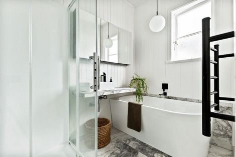 Photo of property in 453 Point Chevalier Road, Point Chevalier, Auckland, 1022