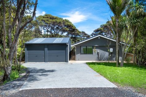 Photo of property in 16 Unity Road, Waitakere, Auckland, 0781