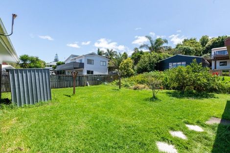 Photo of property in 124 Athenree Road, Athenree, Katikati, 3177