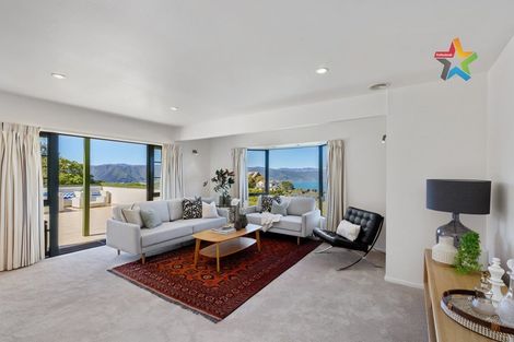 Photo of property in 49a Maungaraki Road, Korokoro, Lower Hutt, 5012