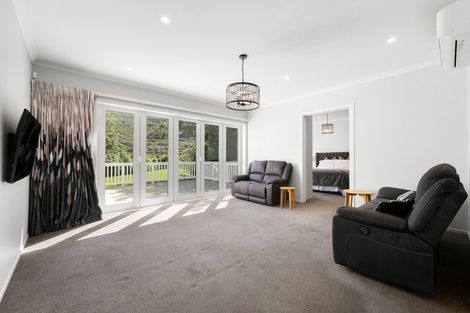 Photo of property in 23 Glenside Road, Glenside, Wellington, 6037