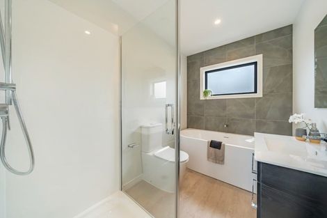Photo of property in 253c Oxford Terrace, Avalon, Lower Hutt, 5011