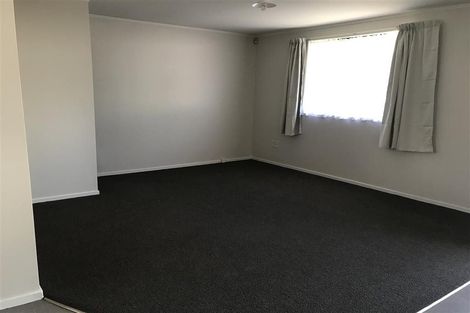 Photo of property in 1/57 Redcrest Avenue, Red Hill, Papakura, 2110