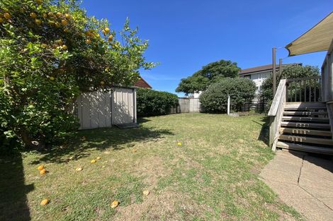 Photo of property in 327a Oceanbeach Road, Mount Maunganui, 3116