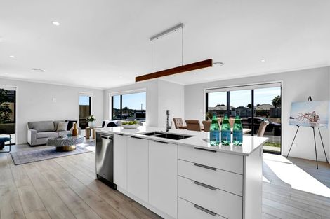 Photo of property in 1 Vogue Circle, Vogeltown, New Plymouth, 4310