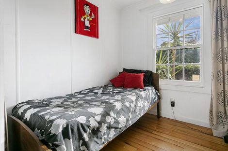 Photo of property in 30 Taupo View Road, Taupo, 3330