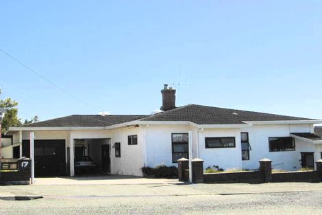 Photo of property in 17 Rolleston Street, Watlington, Timaru, 7910