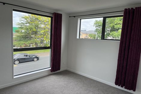 Photo of property in 26a Oreil Avenue, West Harbour, Auckland, 0618