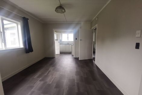 Photo of property in 28 Station Road, Pukekohe, 2120