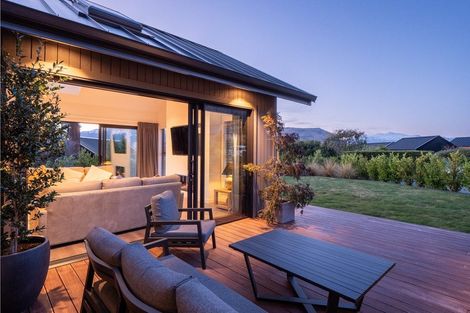 Photo of property in 64 Jacks Point Rise, Jacks Point, Queenstown, 9371