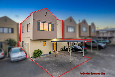 Photo of property in 5o Dryden Place, Mount Wellington, Auckland, 1051