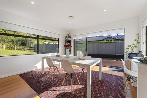 Photo of property in 4 Fern Lane, Whalers Gate, New Plymouth, 4310