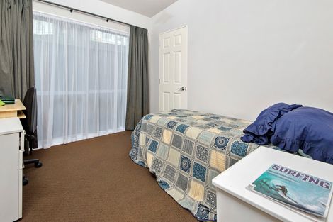 Photo of property in 4a Barberton Terrace, Red Hill, Papakura, 2110