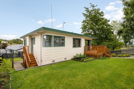 Photo of property in 18 Osprey Drive, Welcome Bay, Tauranga, 3112
