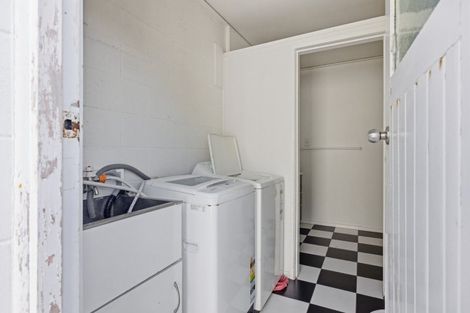 Photo of property in 94 Oceanbeach Road, Mount Maunganui, 3116