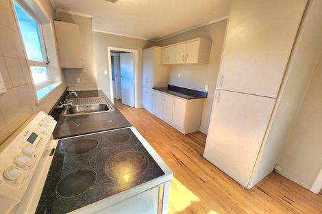 Photo of property in 25 Brentford Place, Manurewa, Auckland, 2102