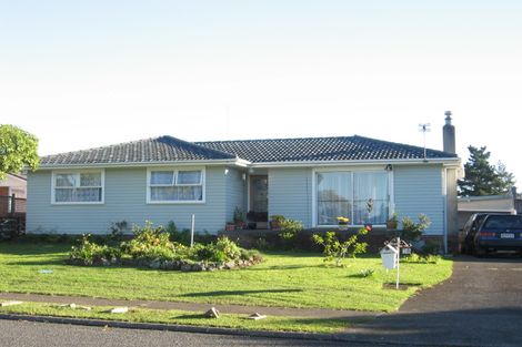 Photo of property in 28 Winsford Street, Manurewa, Auckland, 2102