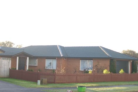 Photo of property in 158 Burswood Drive, Burswood, Auckland, 2013